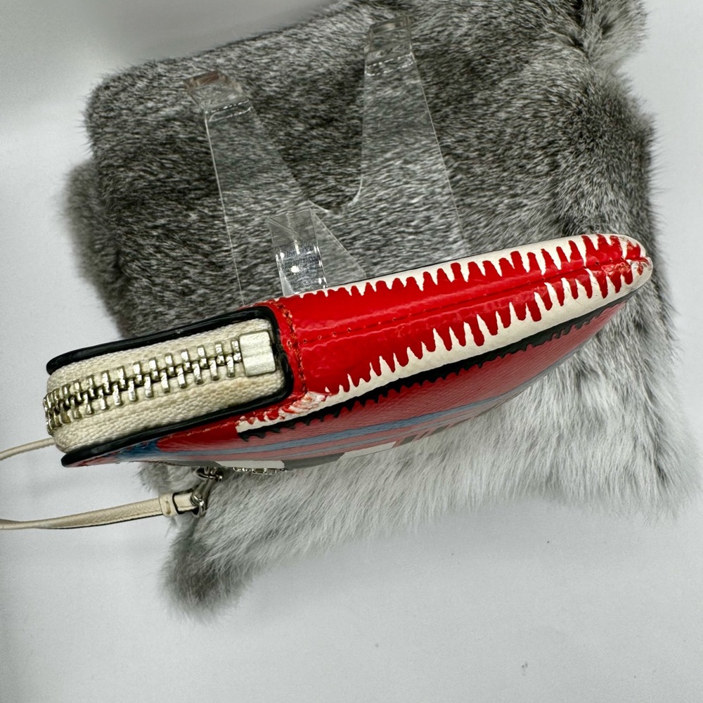 Coach Wristlet RARE Aztec Pattern - Picture 4 of 11